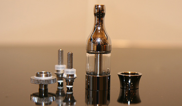 ATOMIZER - Delirium PROTANK BCC Clearomizer ( 2.5ml / Changeable Atomizer Head / Pyrex Glass )